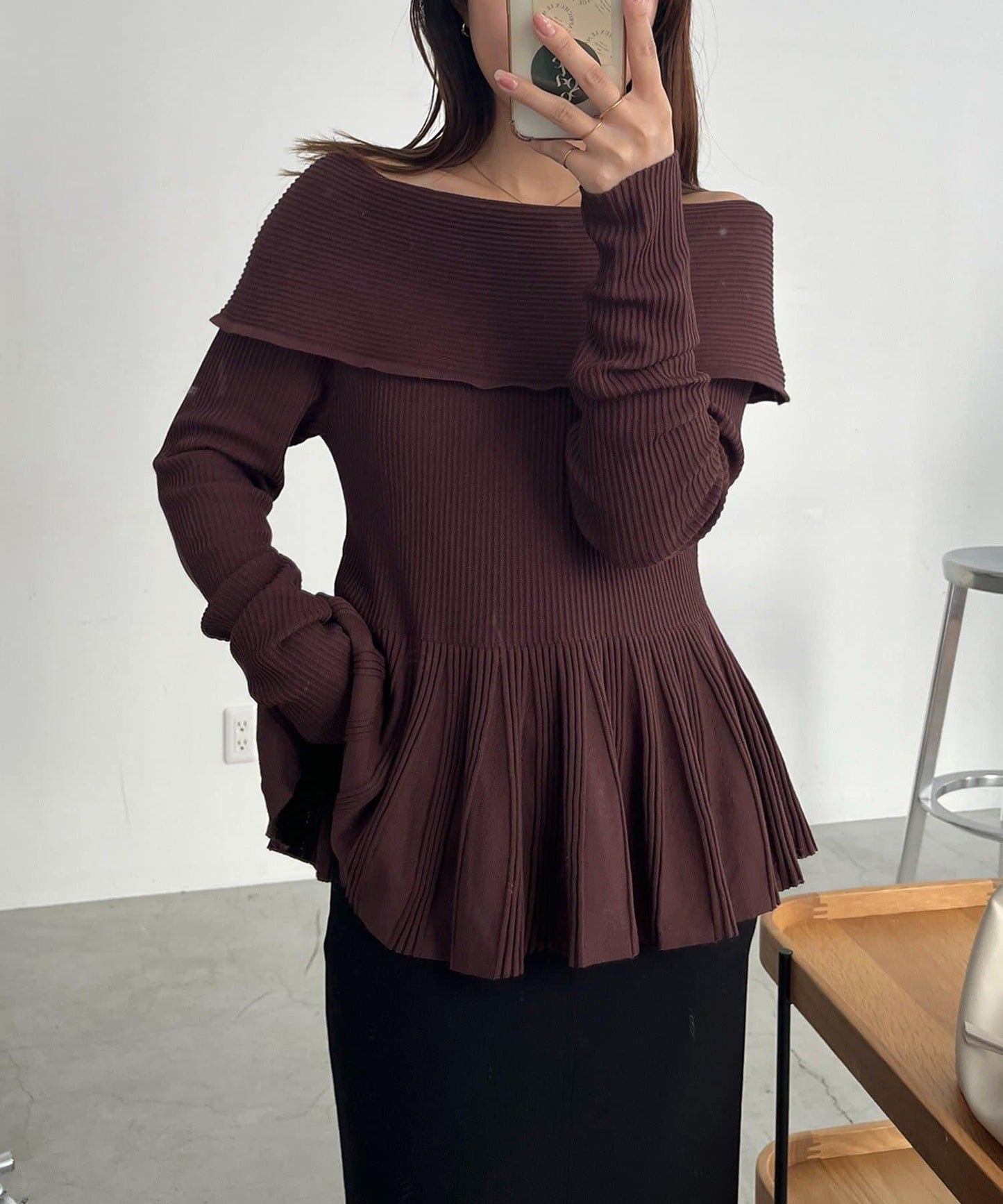 【CAPRICIEUX LE'MAGE】喇叭袖一字領針織衫