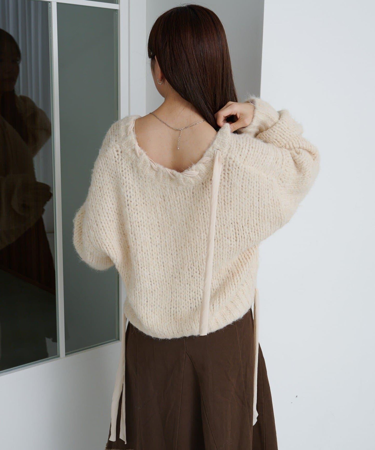 蝴蝶結帶裝飾低領短款針織衫