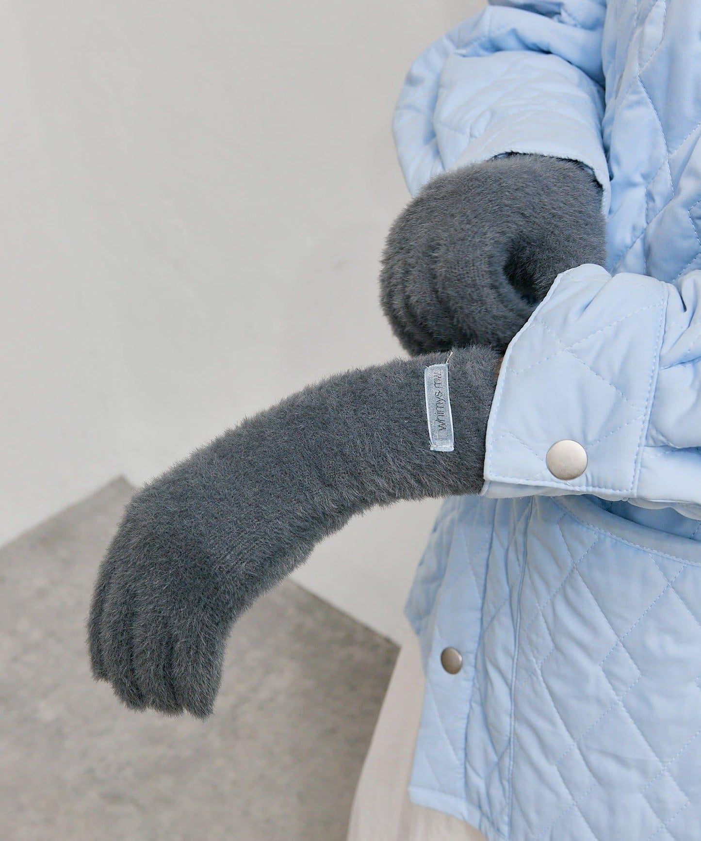 帶吊牌針織手套