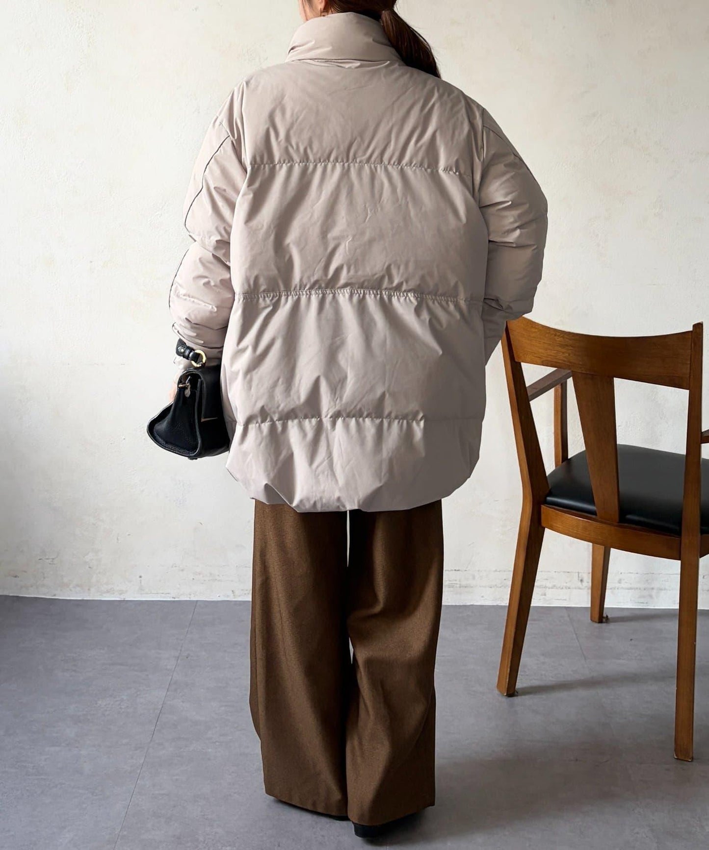 高領中款羽絨服