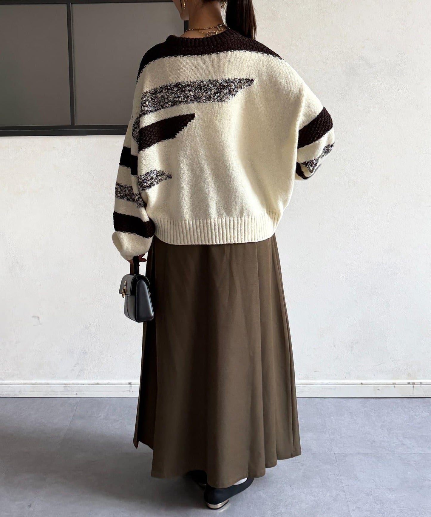 可見手柄條紋針織衫