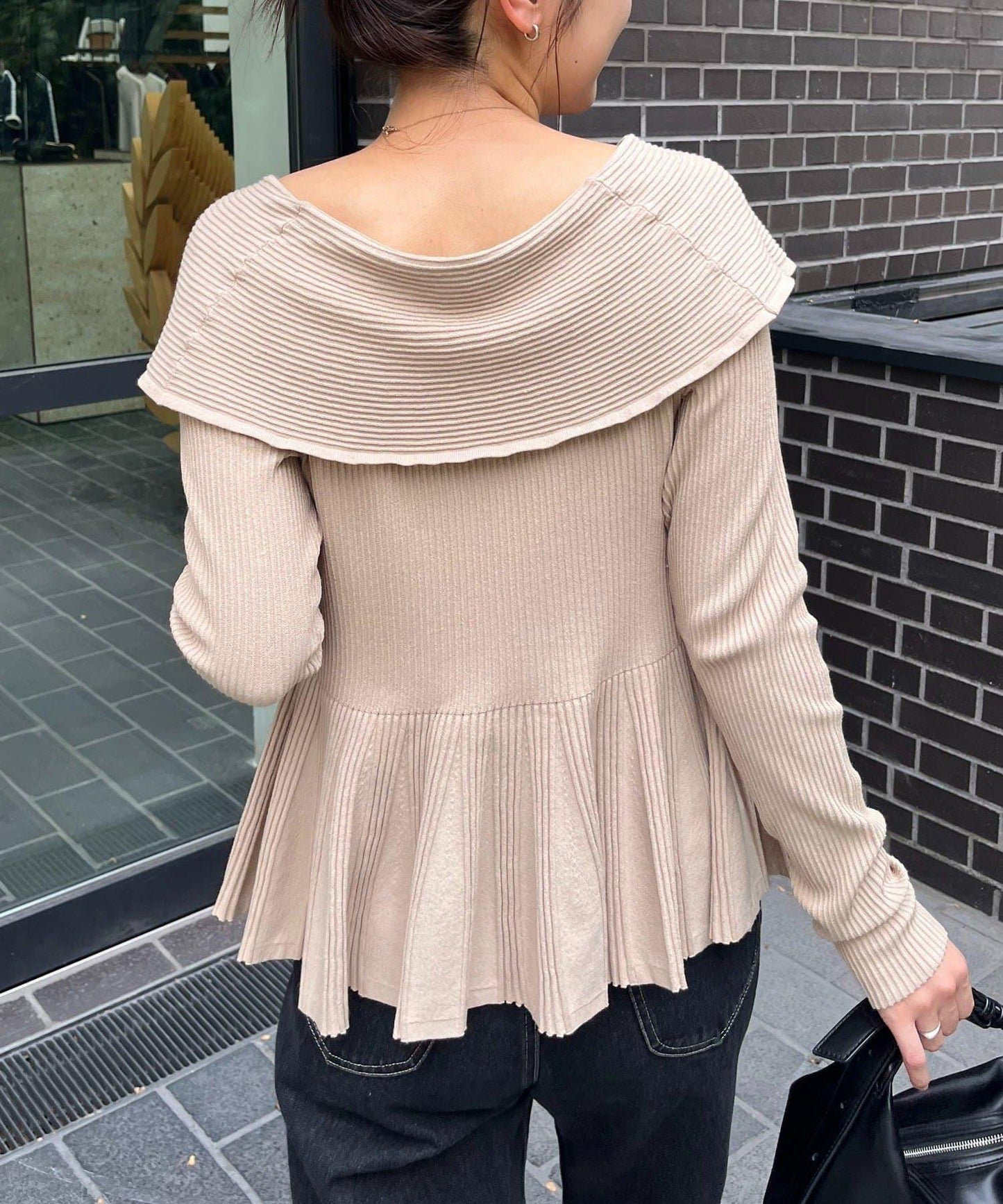 【CAPRICIEUX LE'MAGE】喇叭袖一字領針織衫