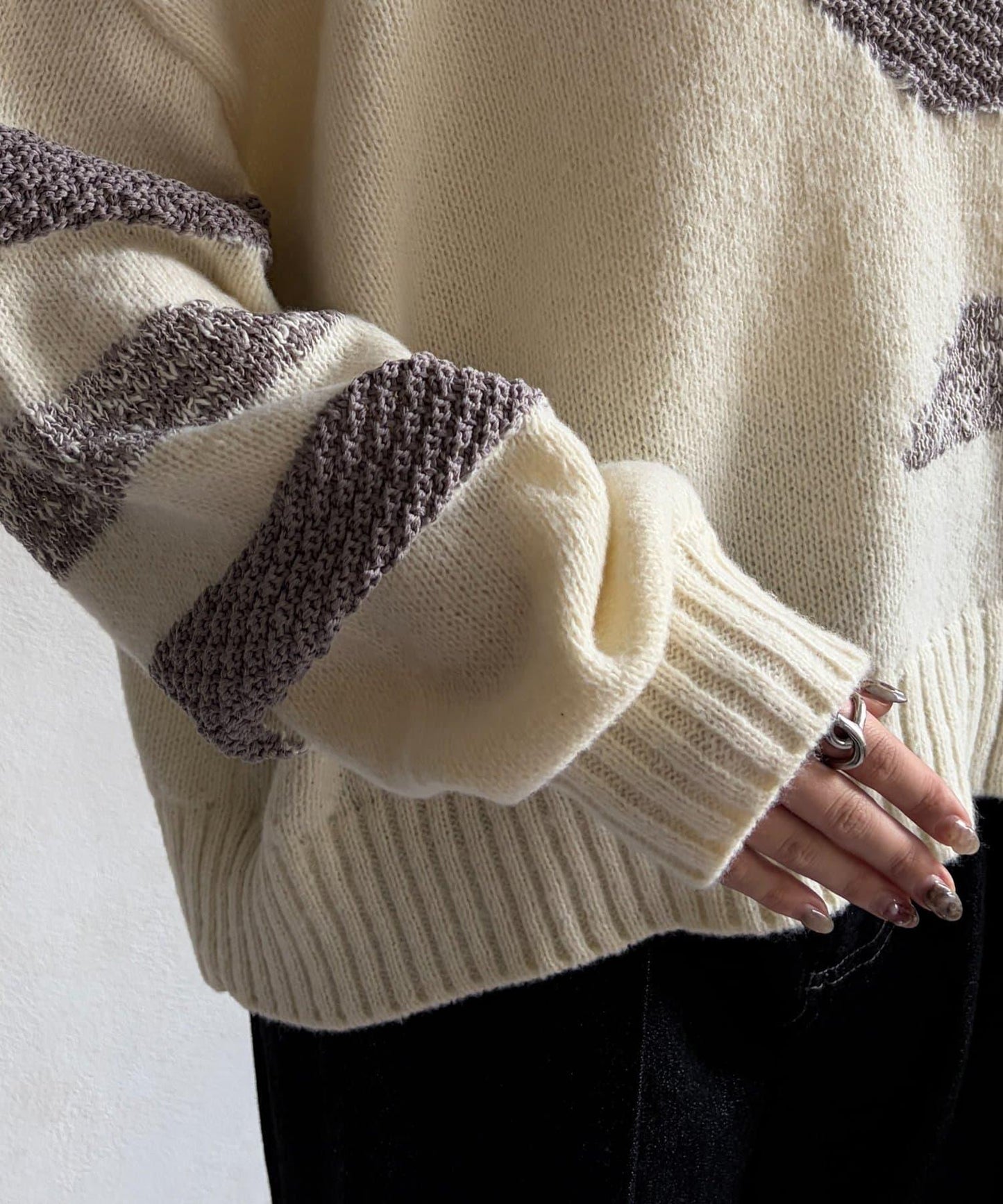 可見手柄條紋針織衫