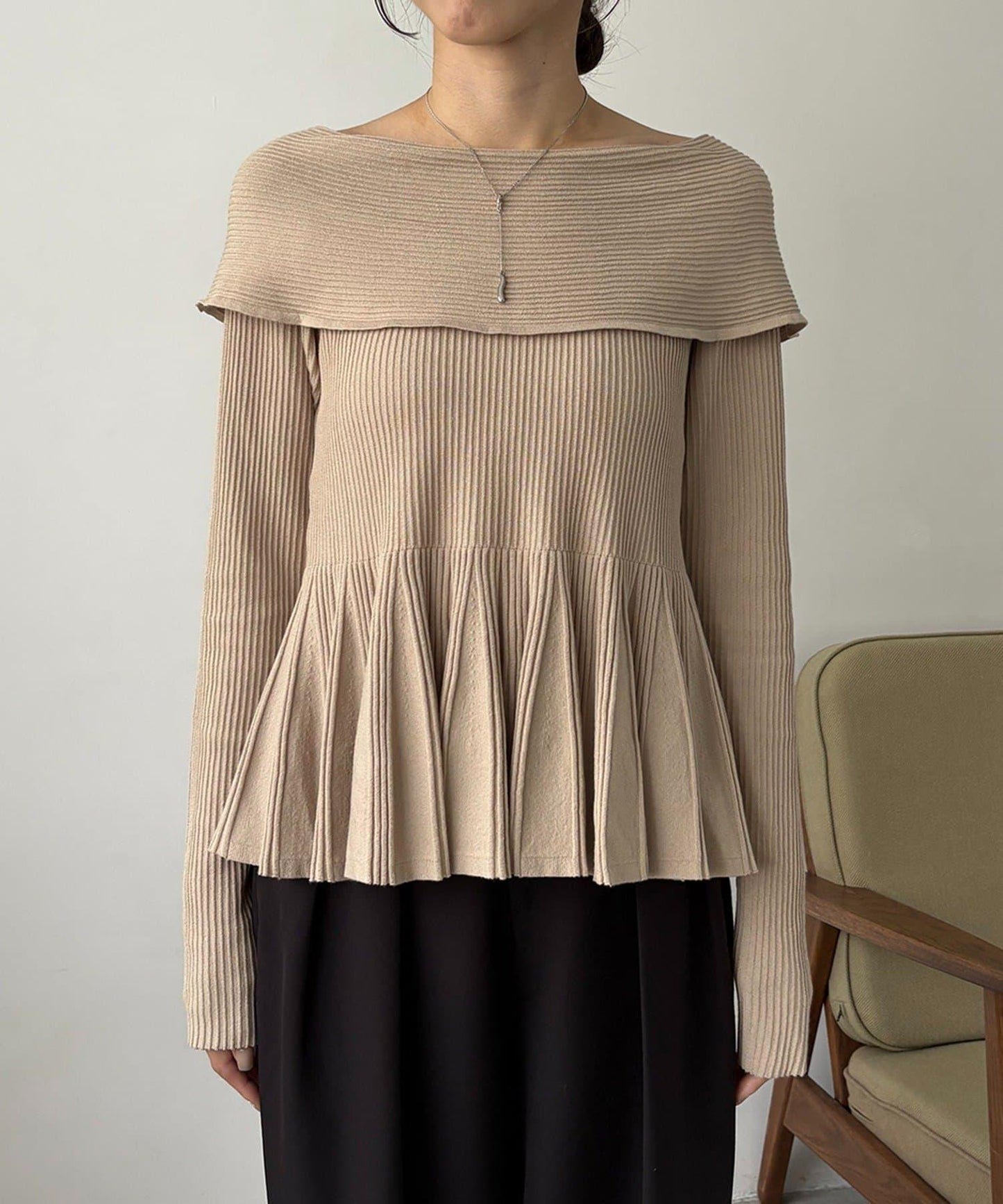 【CAPRICIEUX LE'MAGE】喇叭袖一字領針織衫