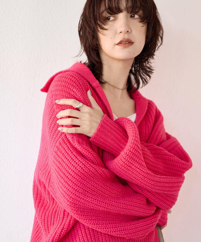 【營造輕盈穿搭感】混色開領針織衫