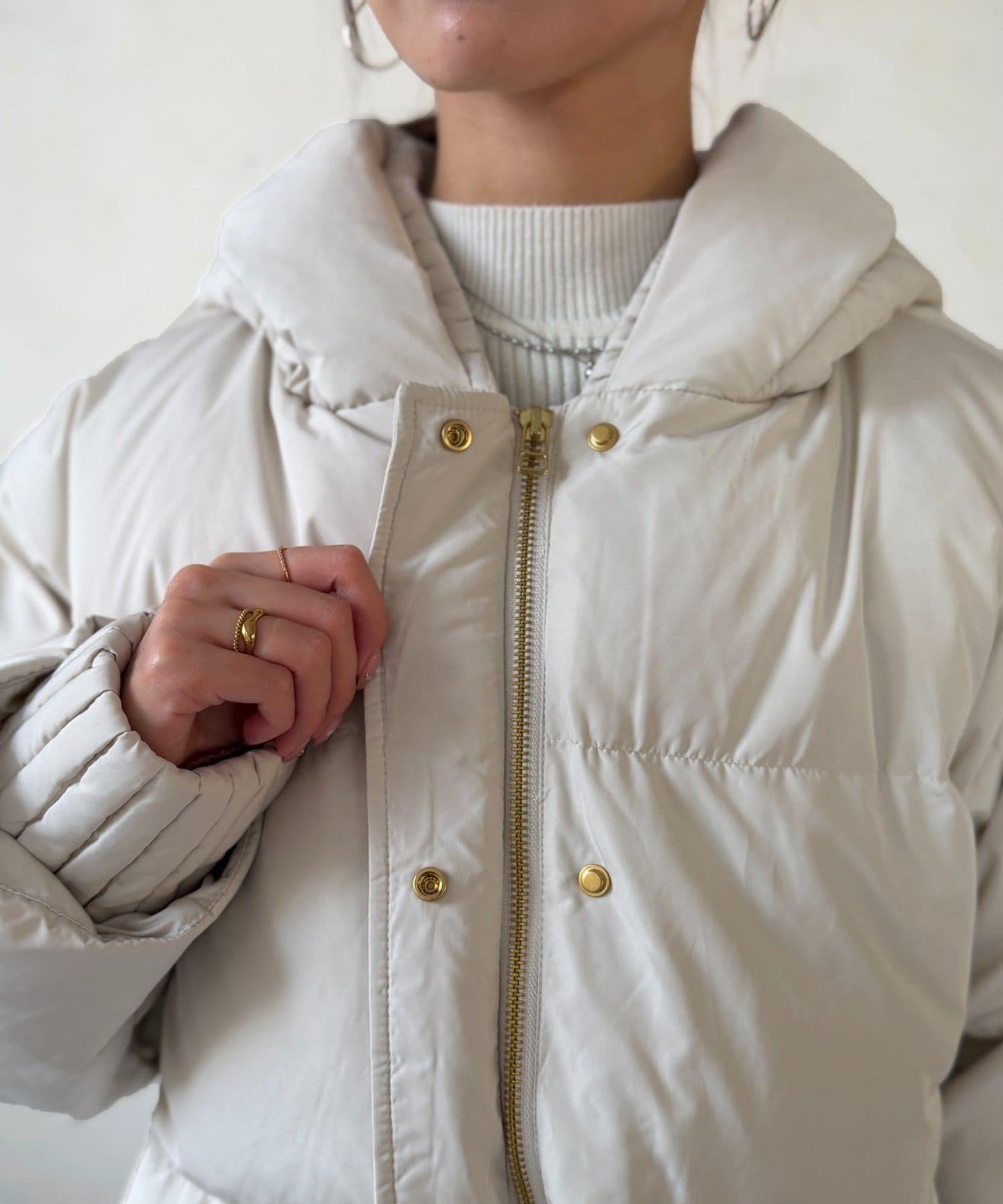 褶皺高領短款羽絨服