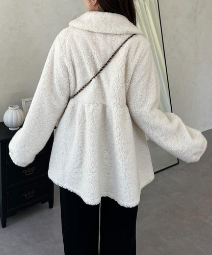 荷葉邊羊羔絨大衣