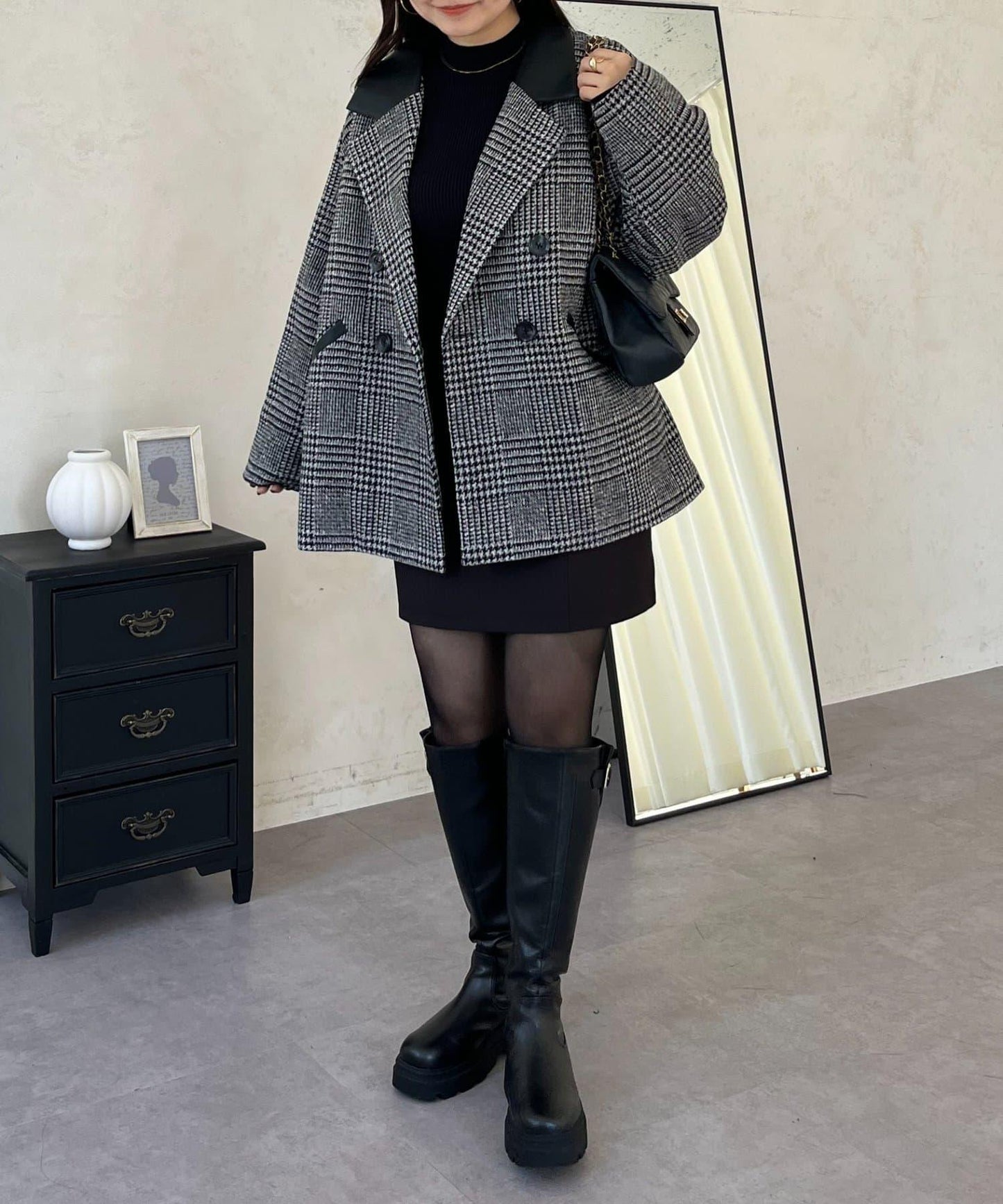 皮革領拼接內襯絎縫格紋大衣