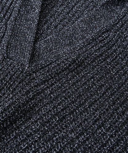 【營造輕盈穿搭感】混色開領針織衫