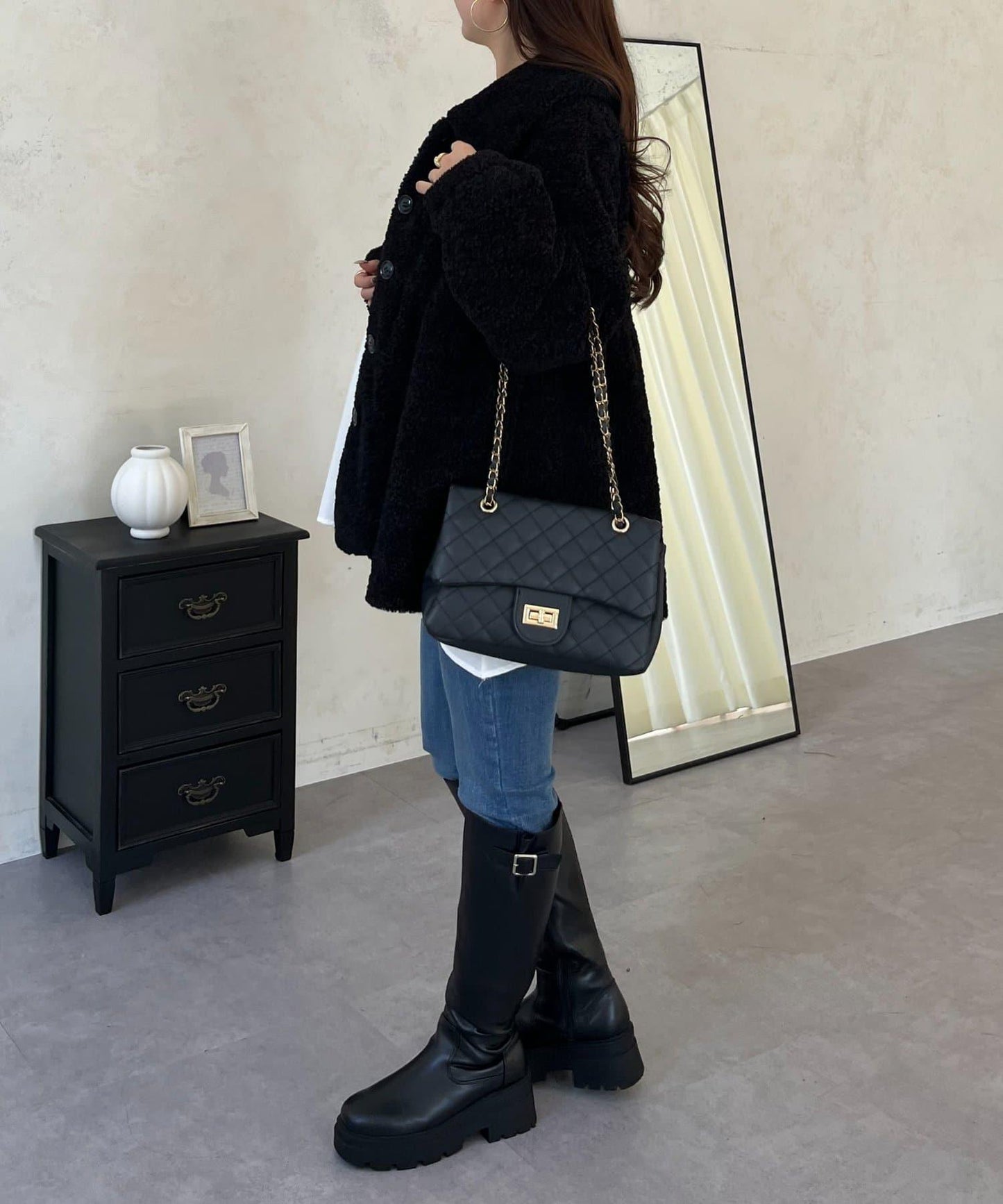 荷葉邊羊羔絨大衣