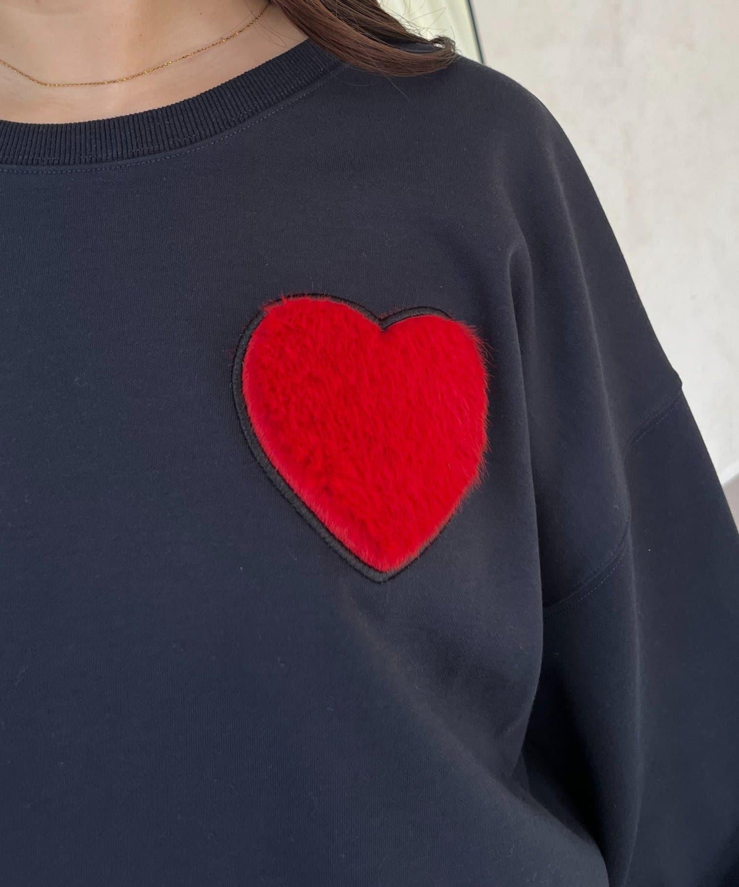 毛絨愛心圖案衛衣