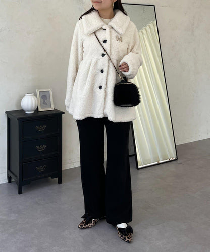 荷葉邊羊羔絨大衣