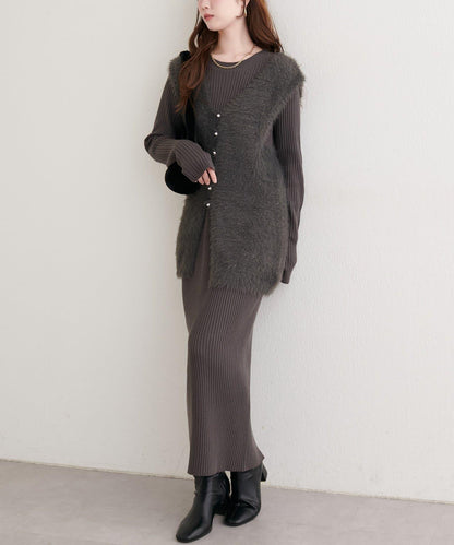 〈osono〉亮片羽毛針織背心×羅紋連衣裙