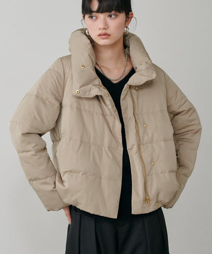 桃皮絨羽絨大衣