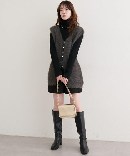 〈osono〉亮片羽毛針織背心×羅紋連衣裙