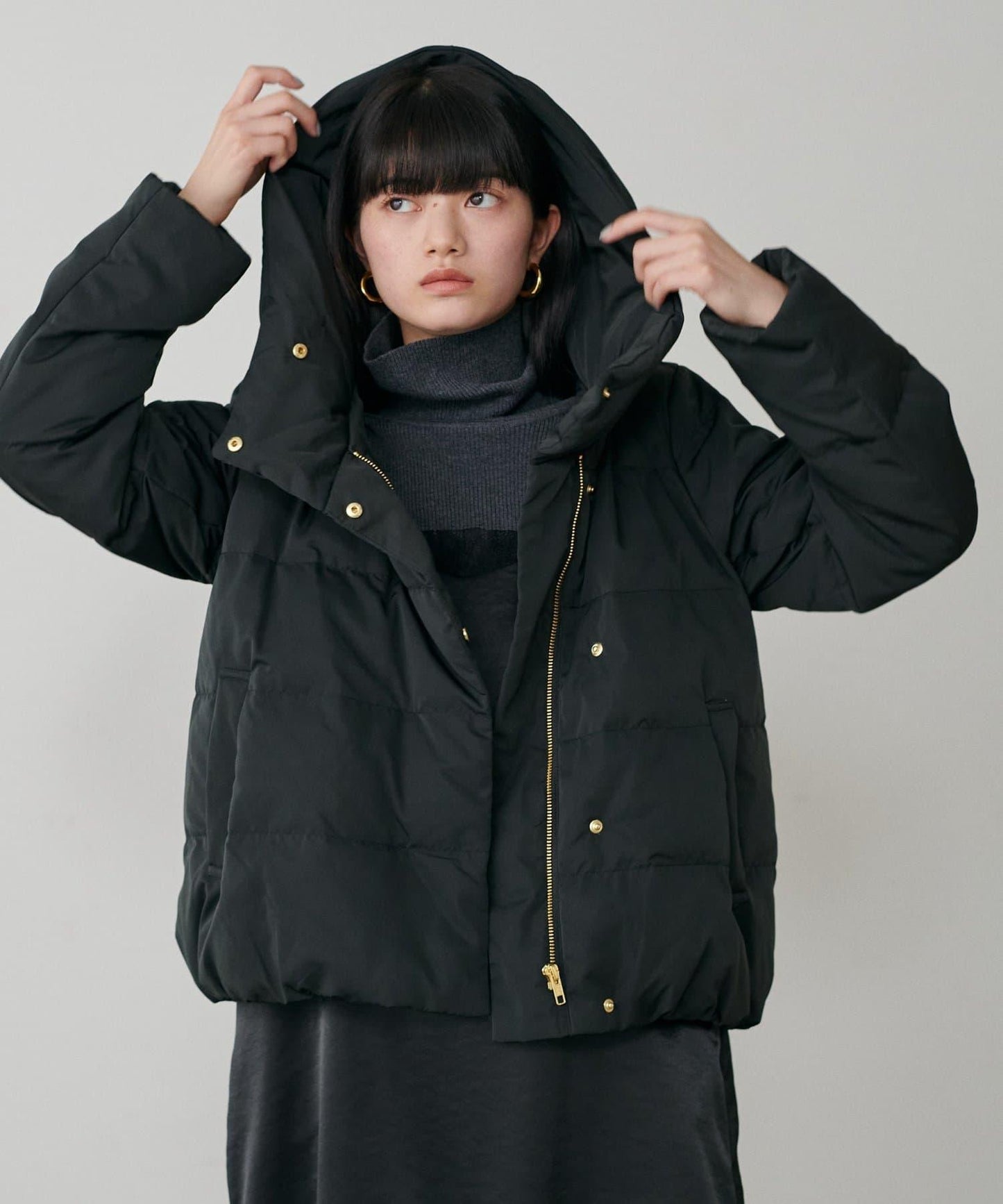 桃皮絨羽絨大衣