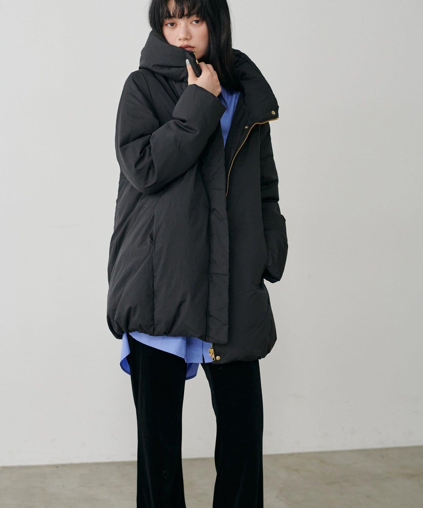 尼龍羽絨中長款大衣