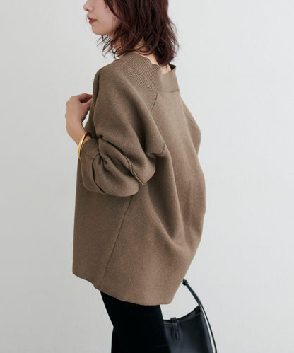羊毛混紡提花拼接袖套頭衫