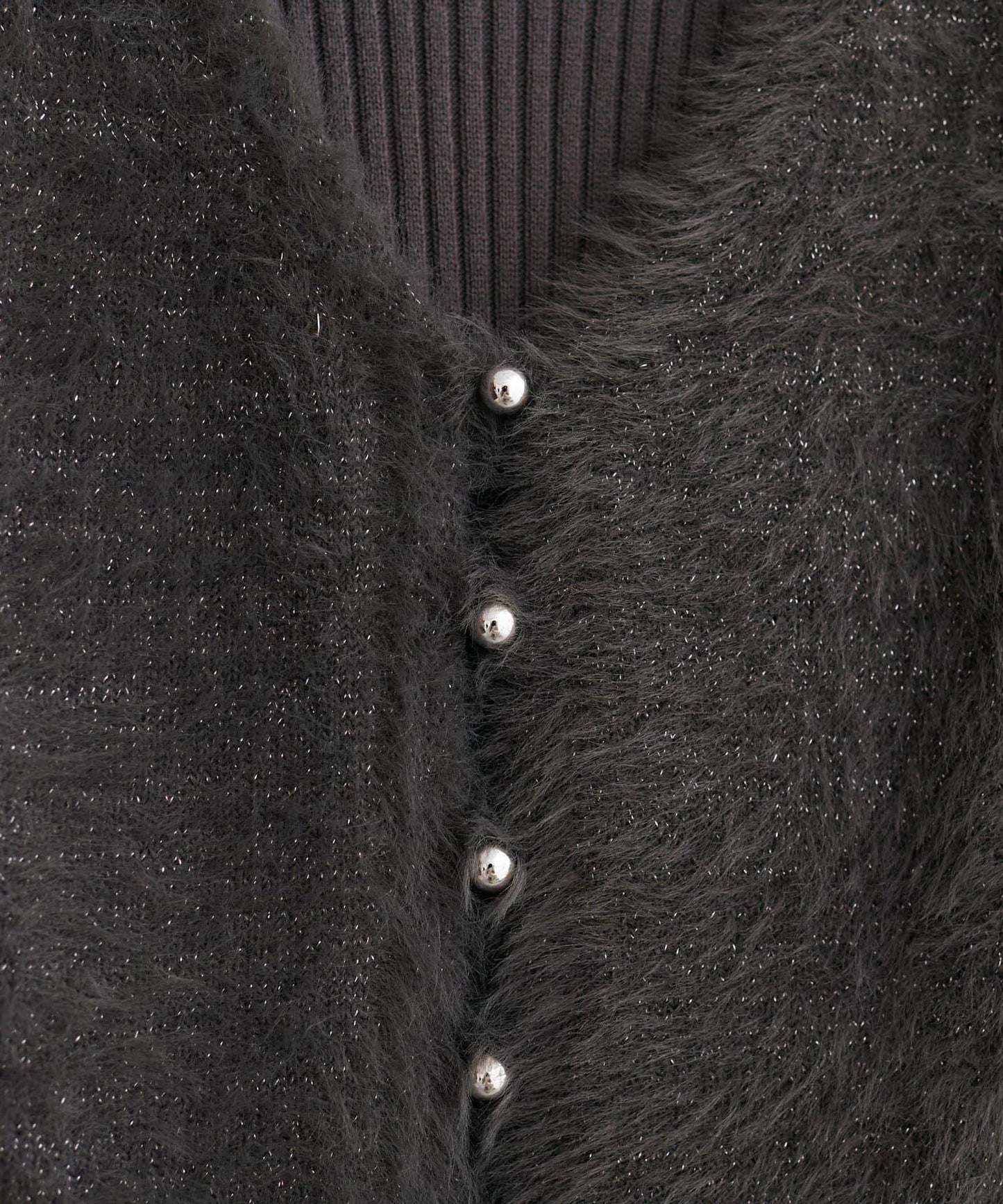 〈osono〉亮片羽毛針織背心×羅紋連衣裙