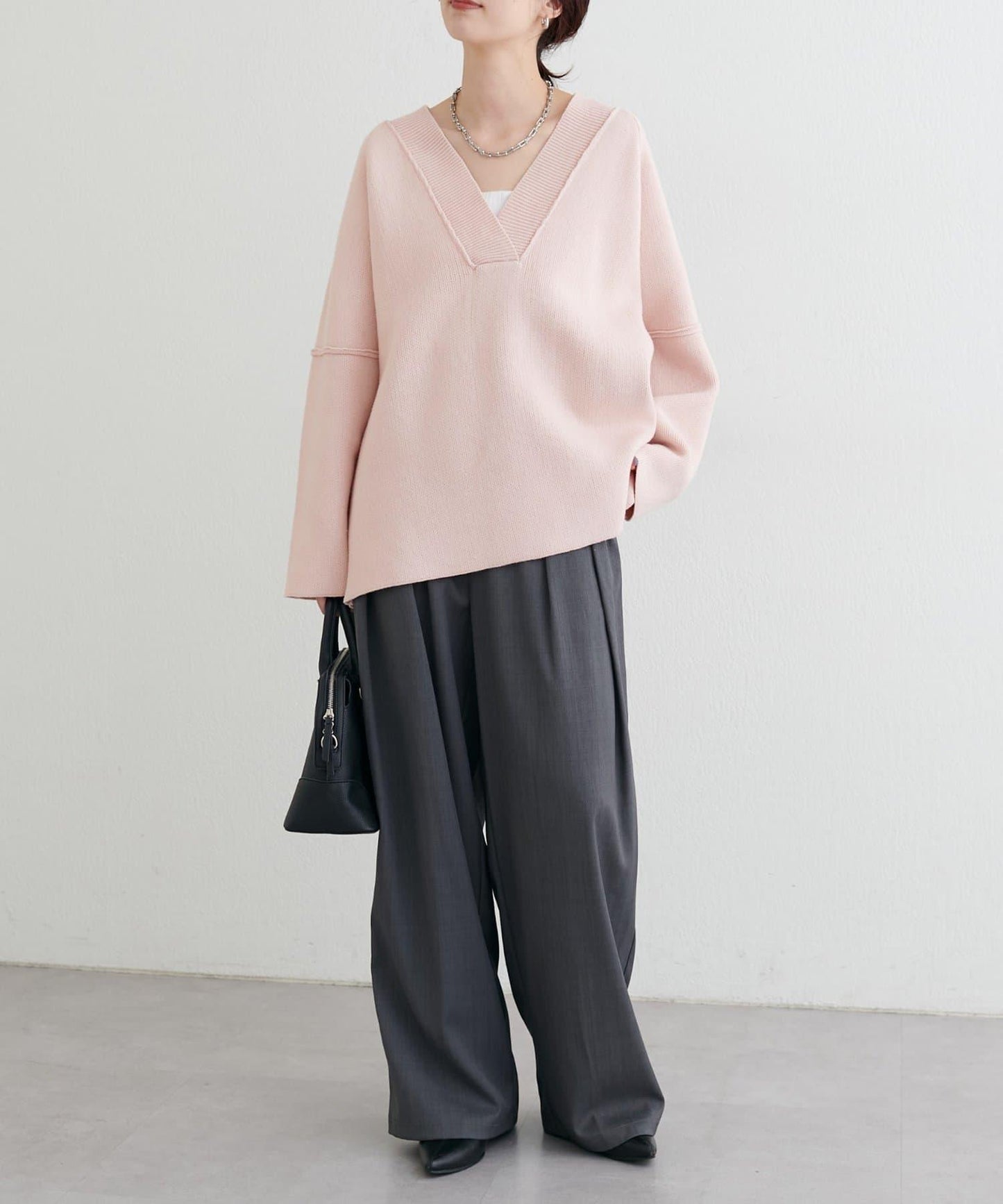 羊毛混紡提花拼接袖套頭衫