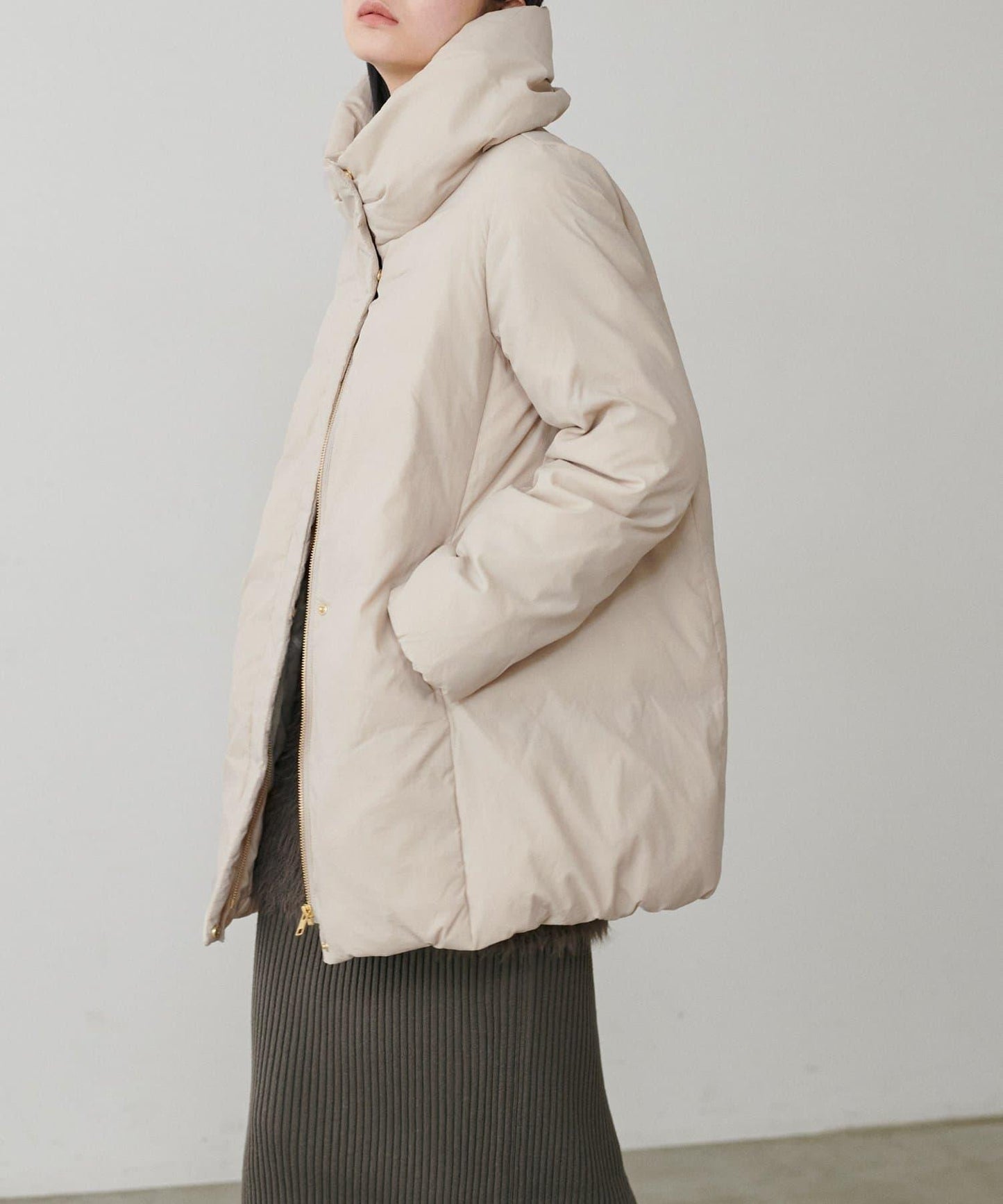 尼龍羽絨中長款大衣