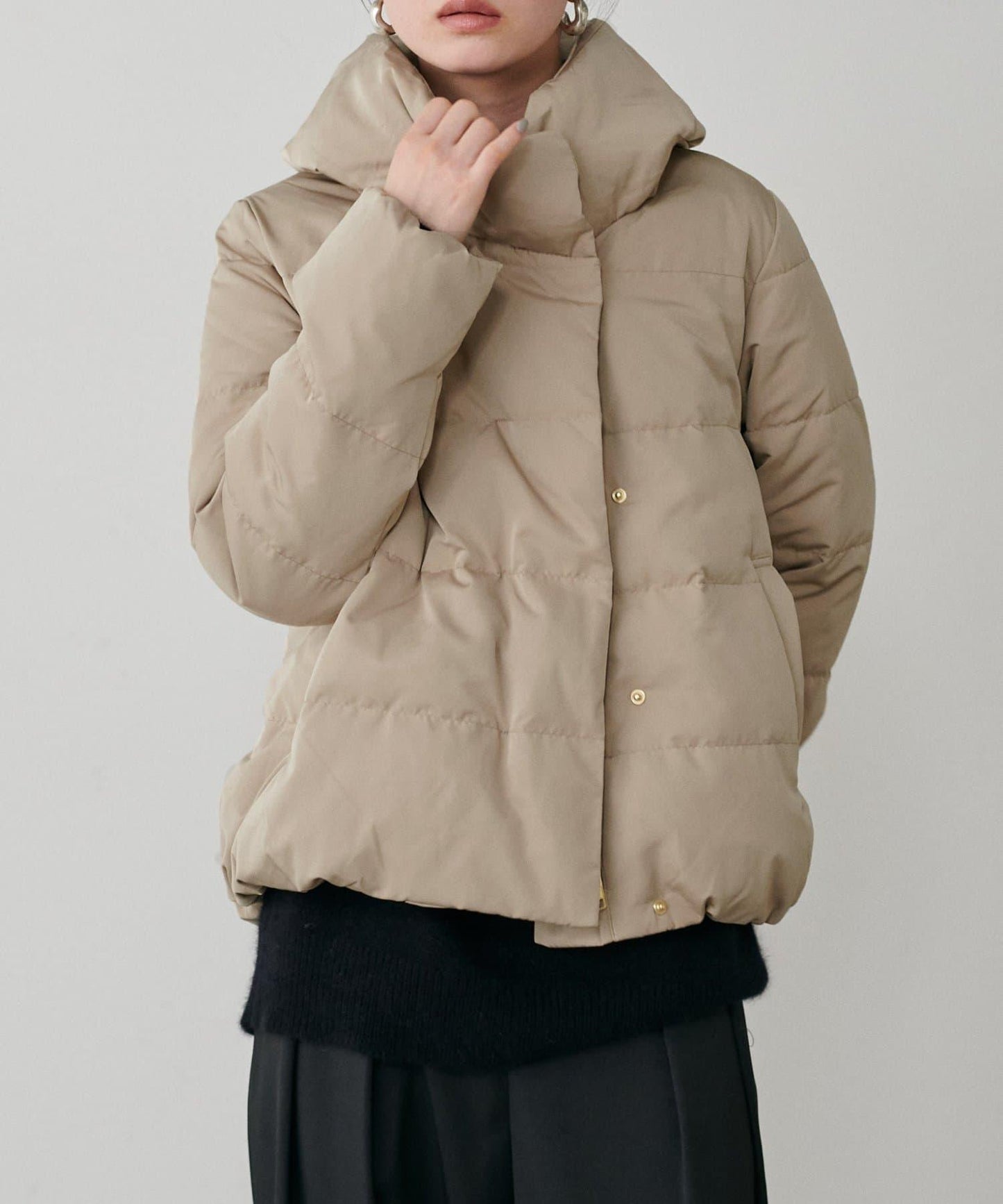 桃皮絨羽絨大衣