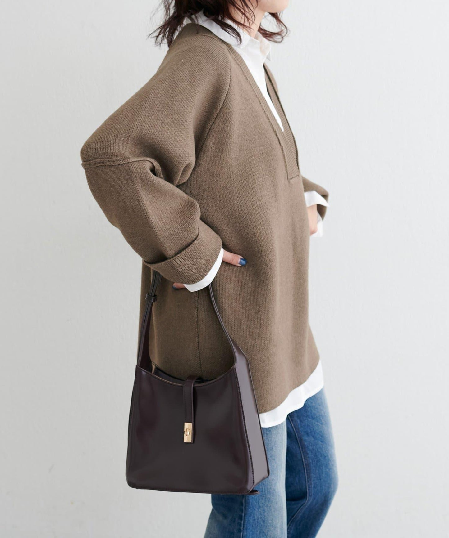 羊毛混紡提花拼接袖套頭衫