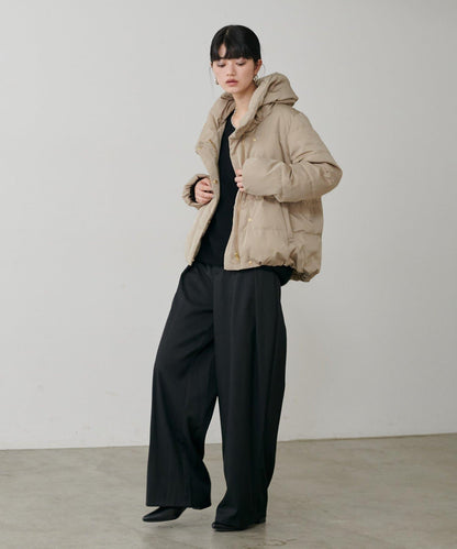 桃皮絨羽絨大衣