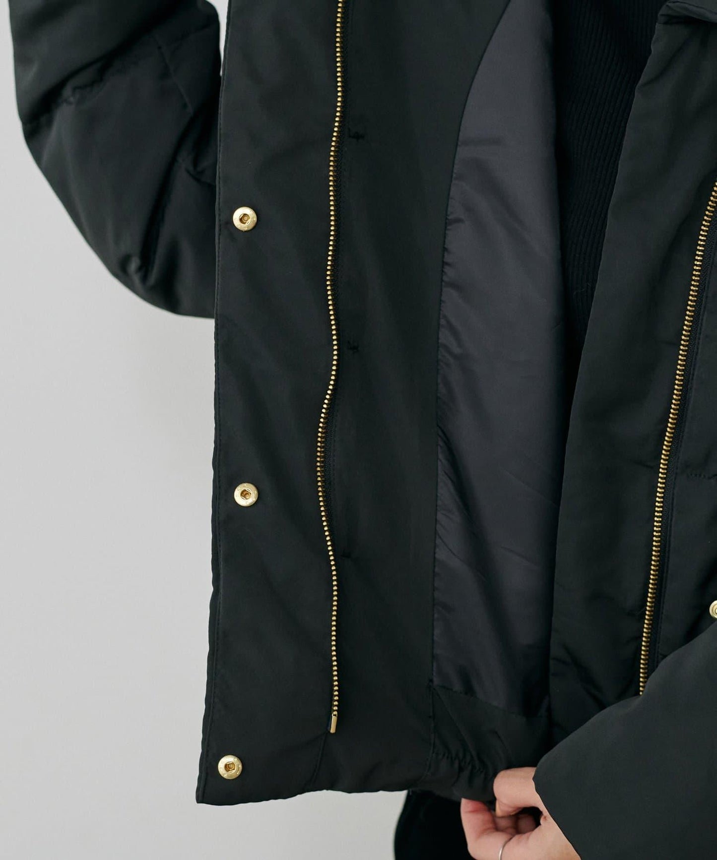 桃皮絨羽絨大衣