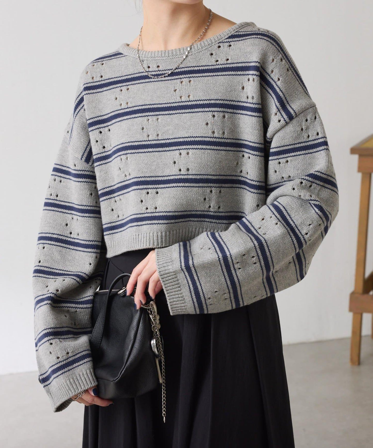 鏤空編織C型針織衫