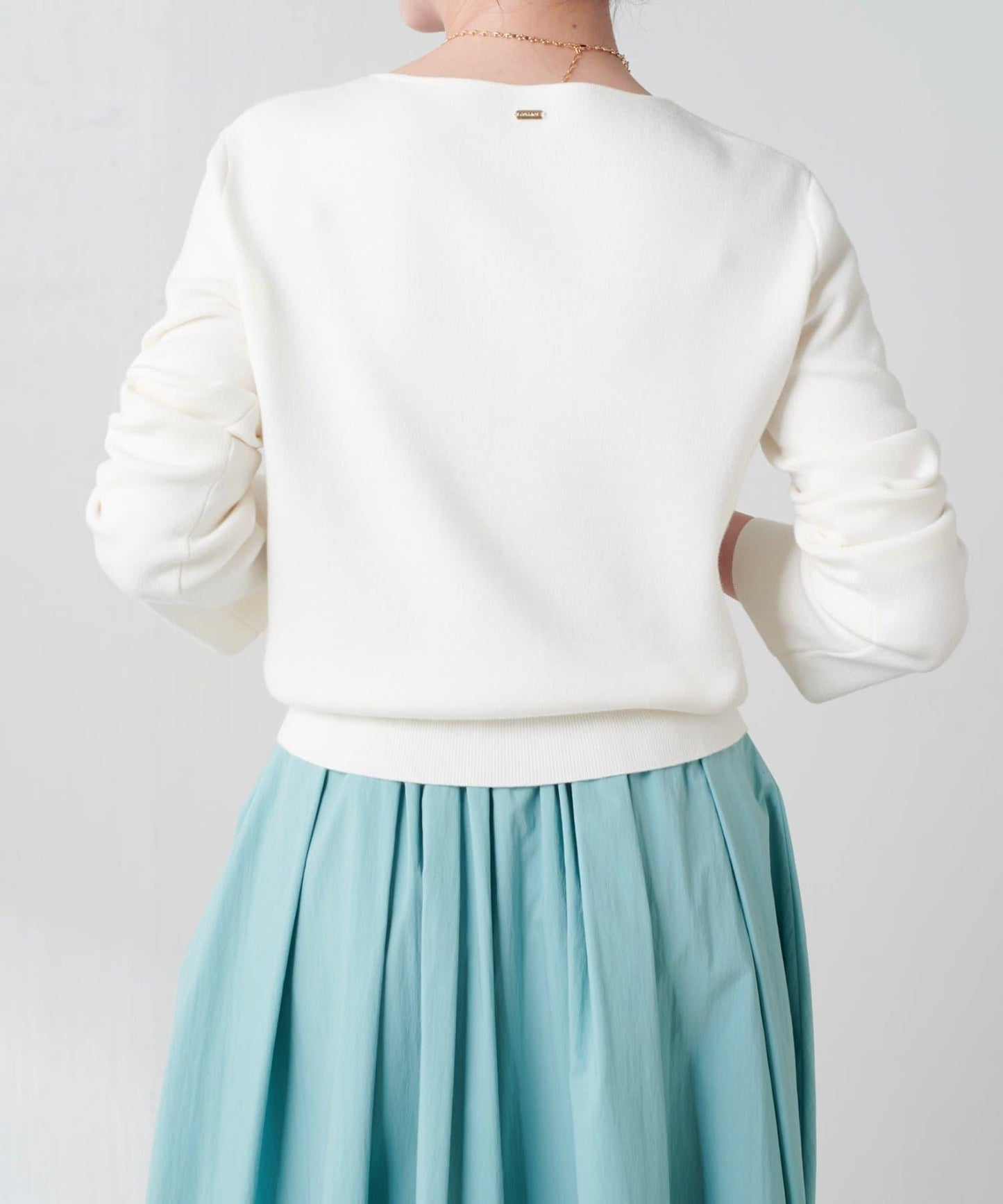 【順滑觸感】斜釦針織衫