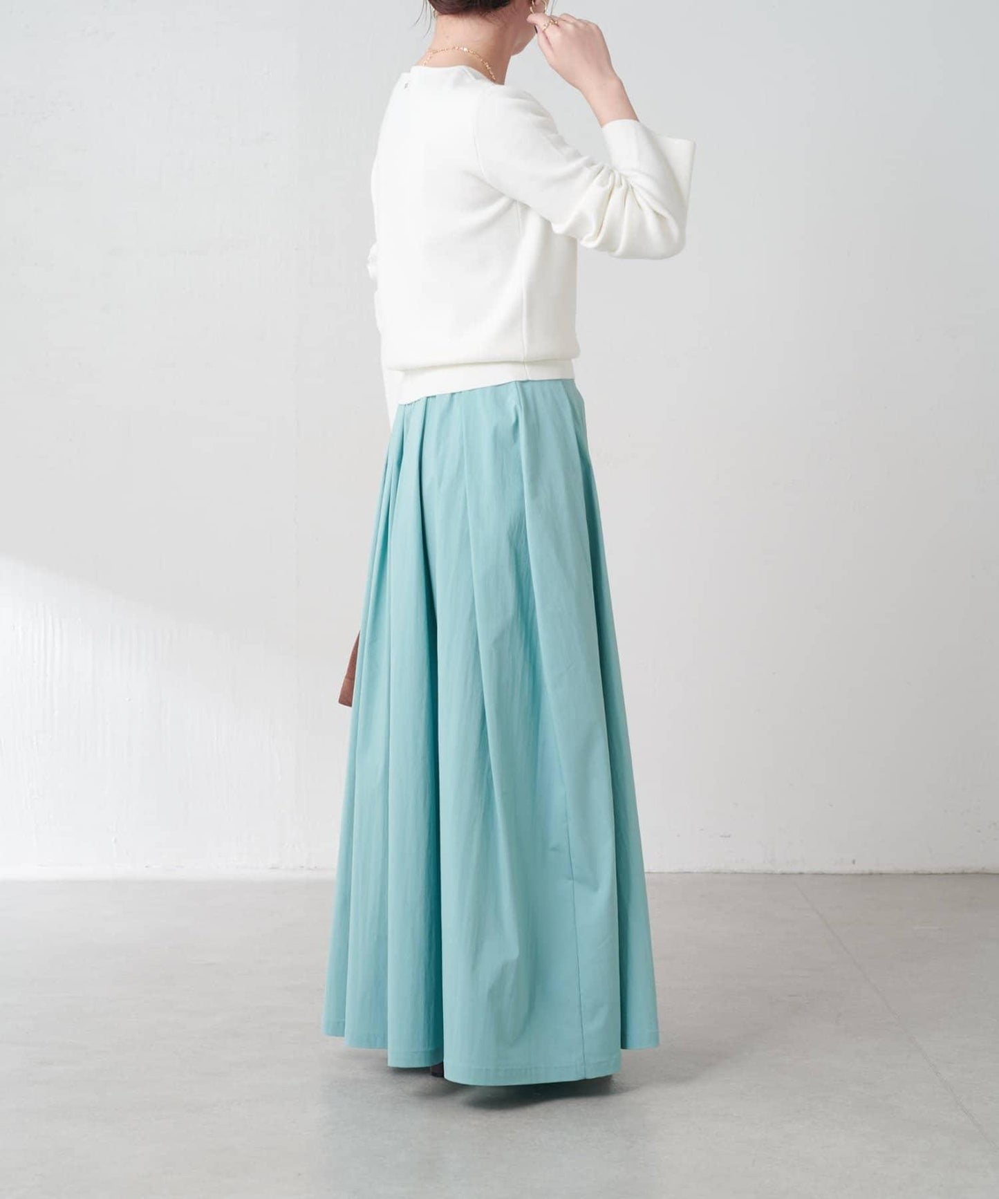 【順滑觸感】斜釦針織衫