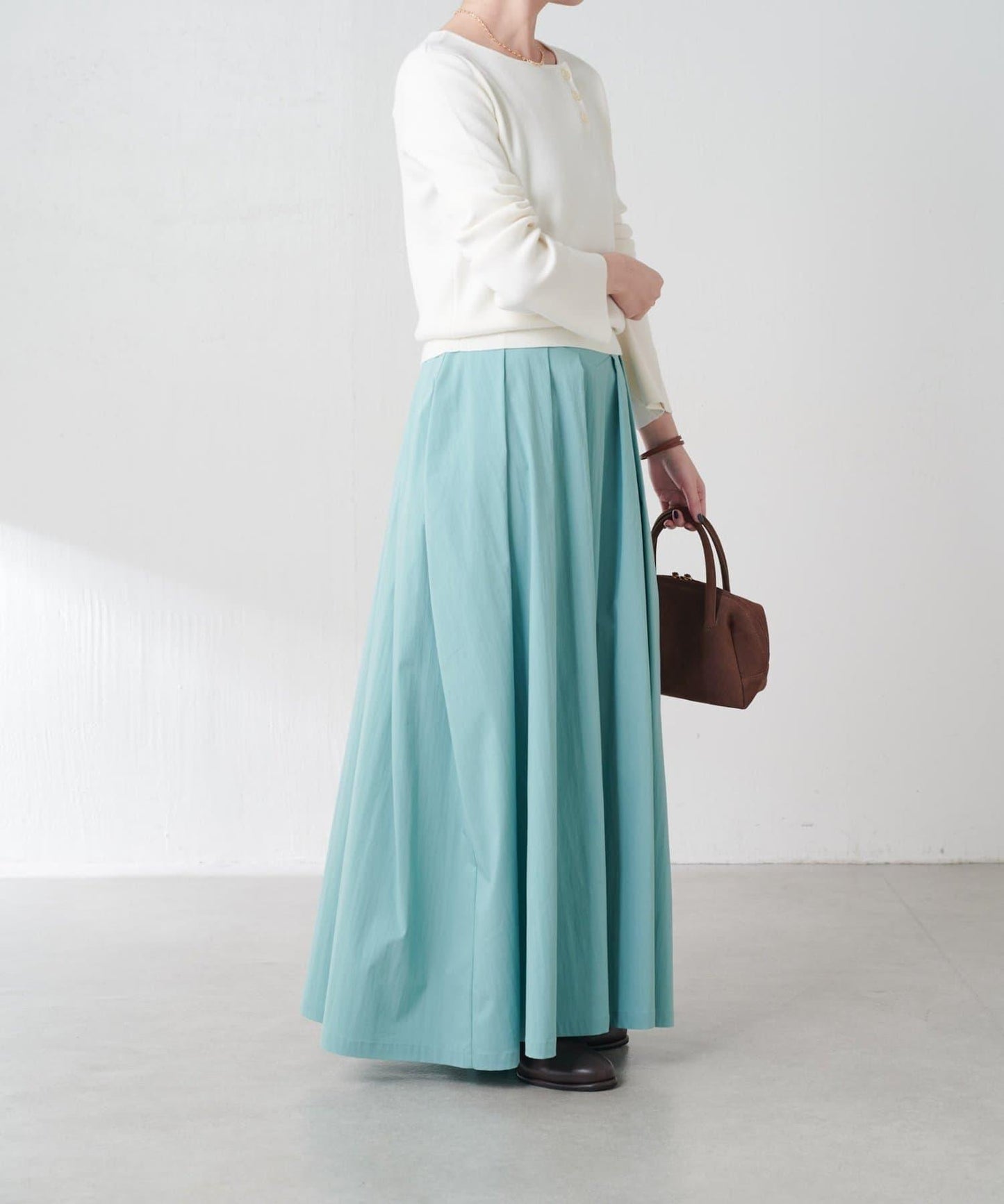 【順滑觸感】斜釦針織衫