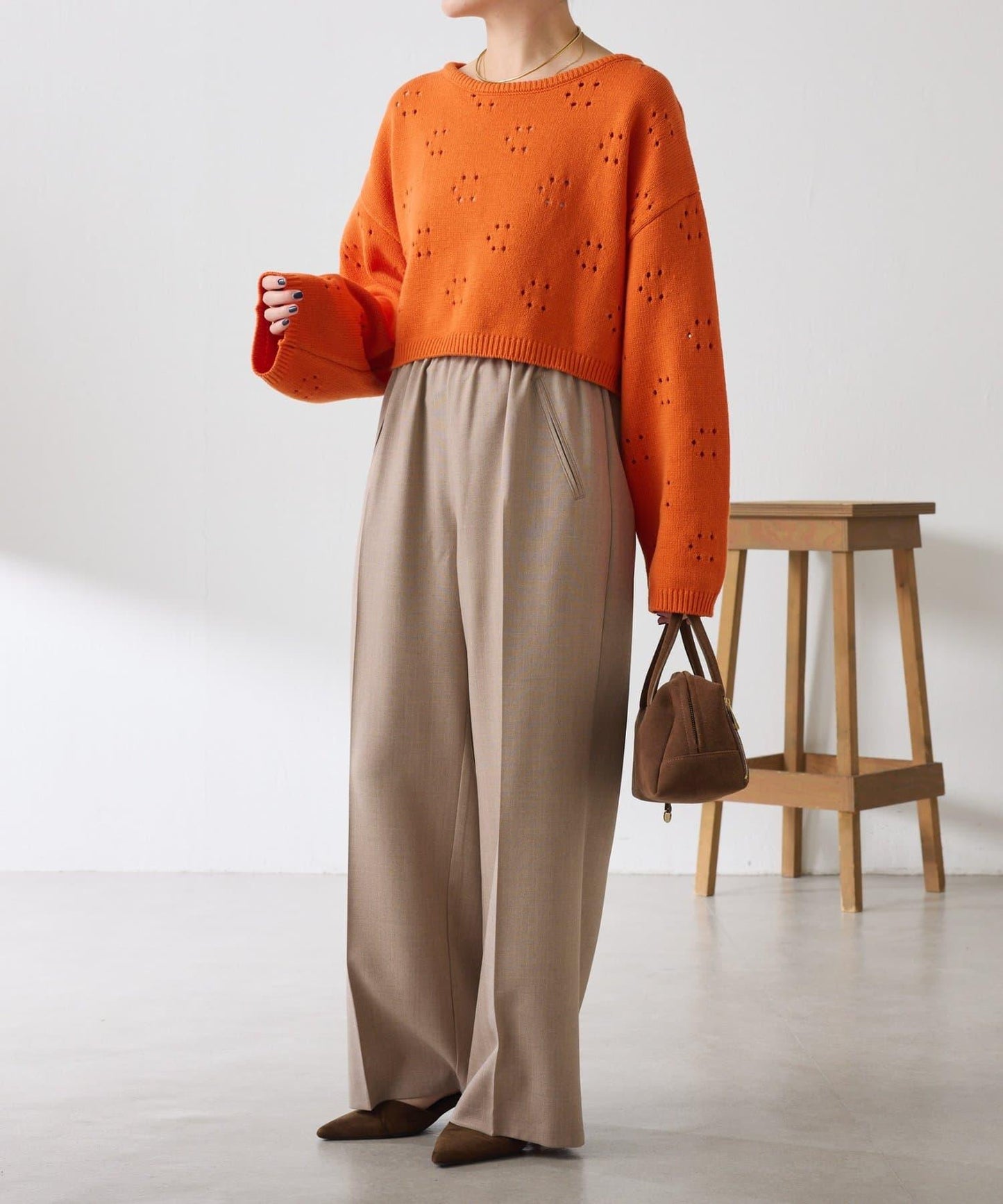 鏤空編織C型針織衫