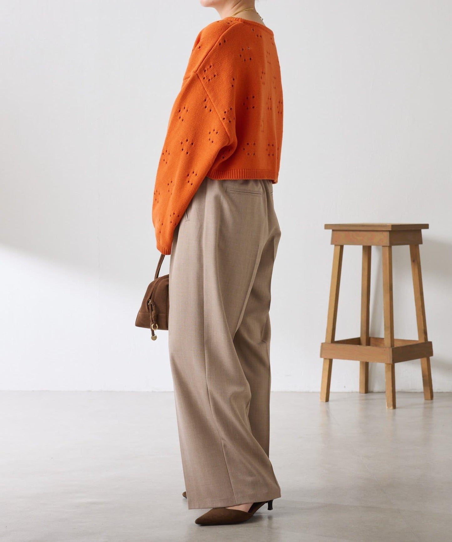 鏤空編織C型針織衫