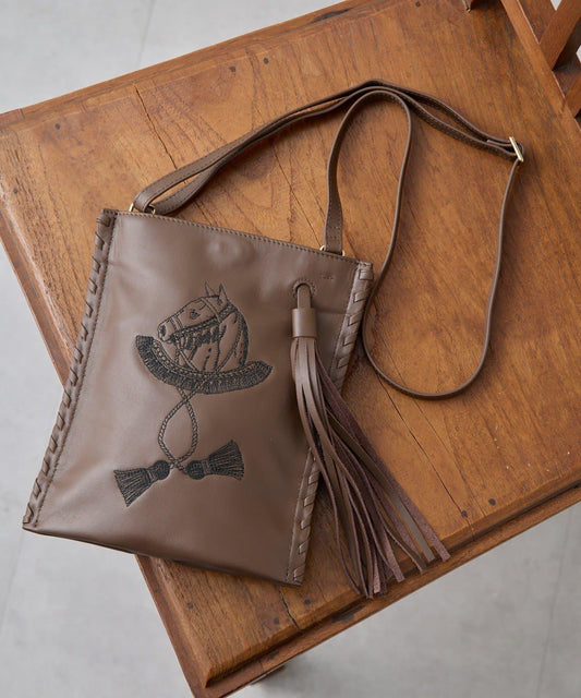 sampo×ear馬蹄形流蘇單肩包《本革/輕量150g》