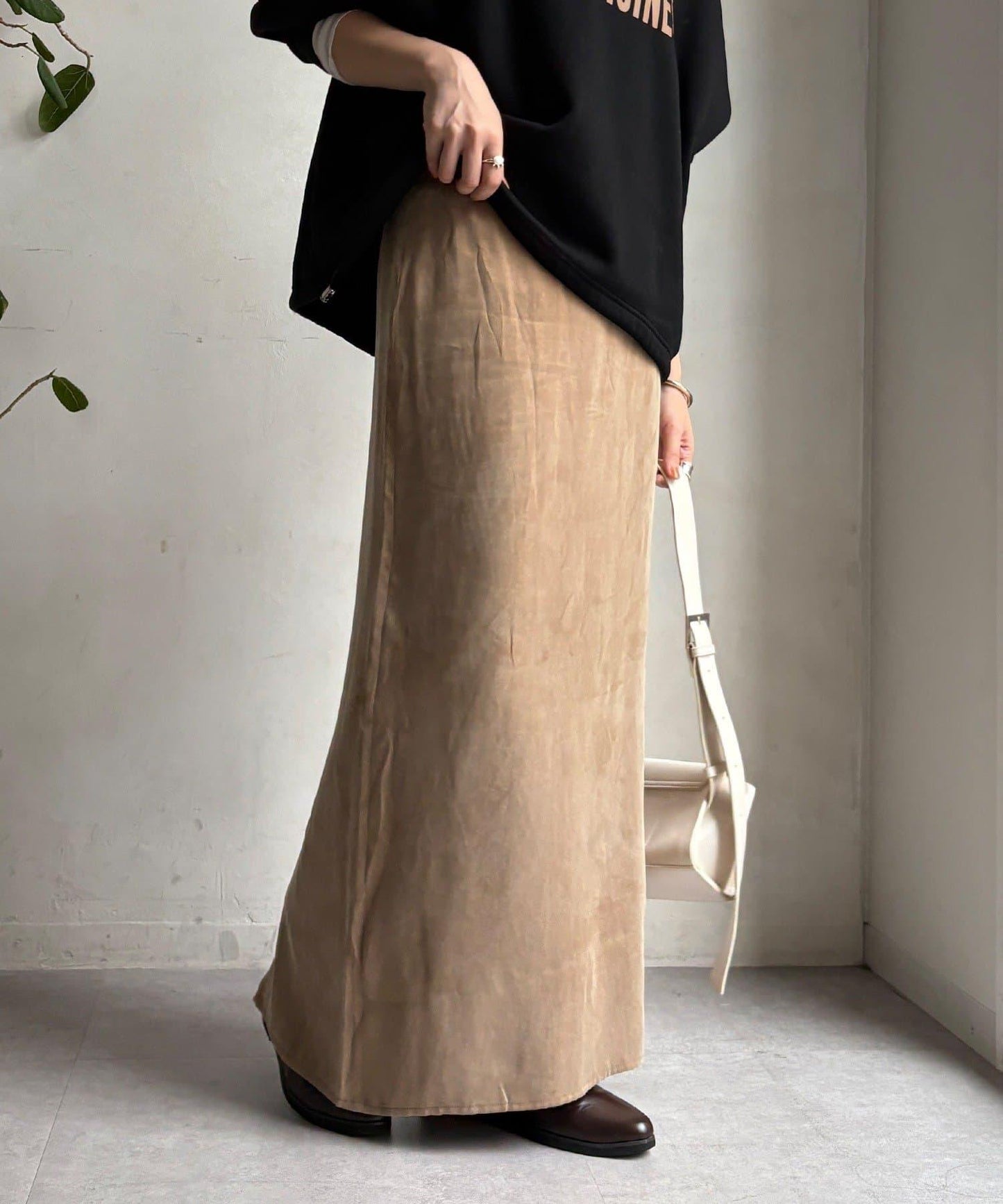 緞面直筒半身裙