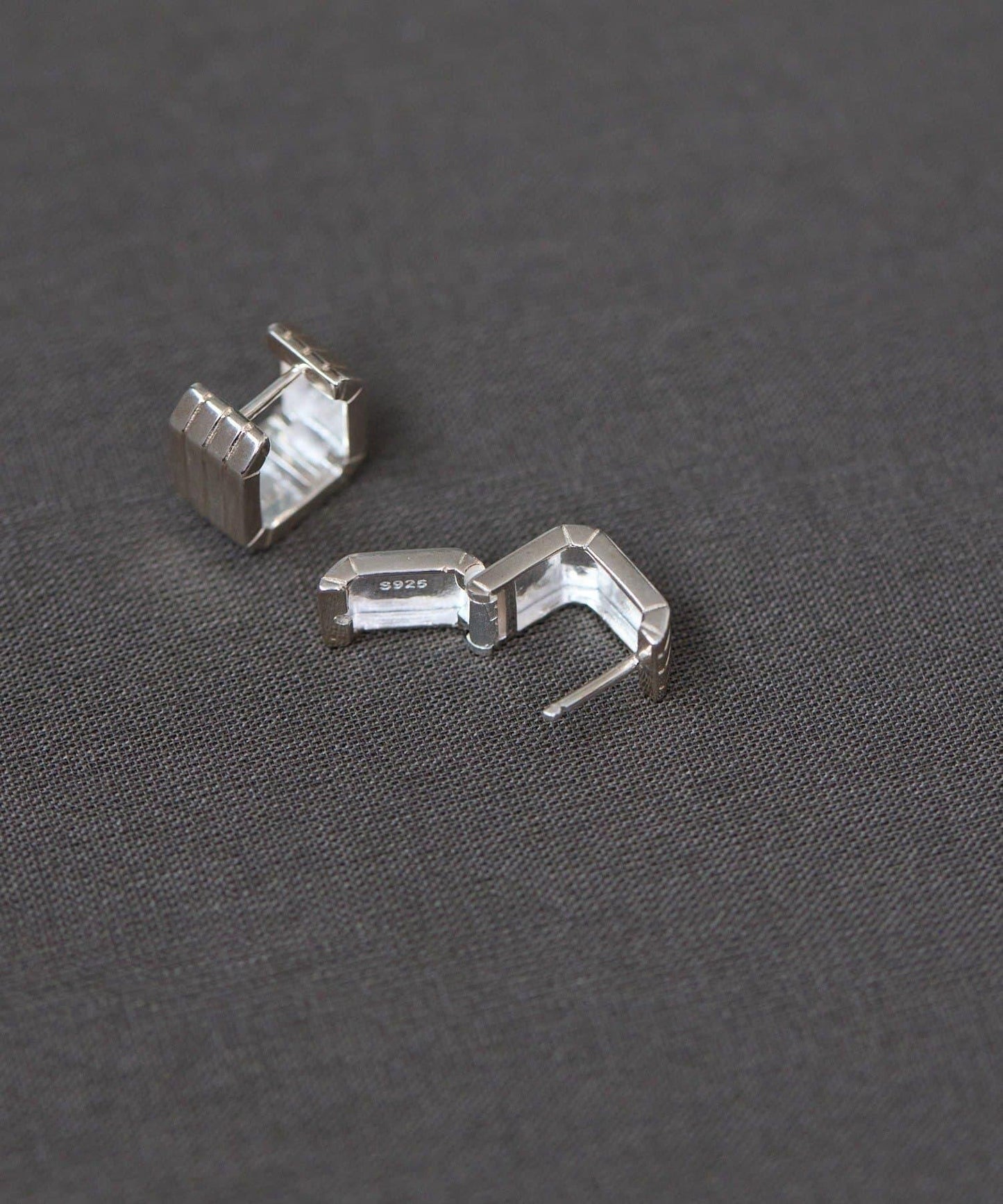 《インフルエンサーuchida企畫/スターリングシルバー》方形圈耳環