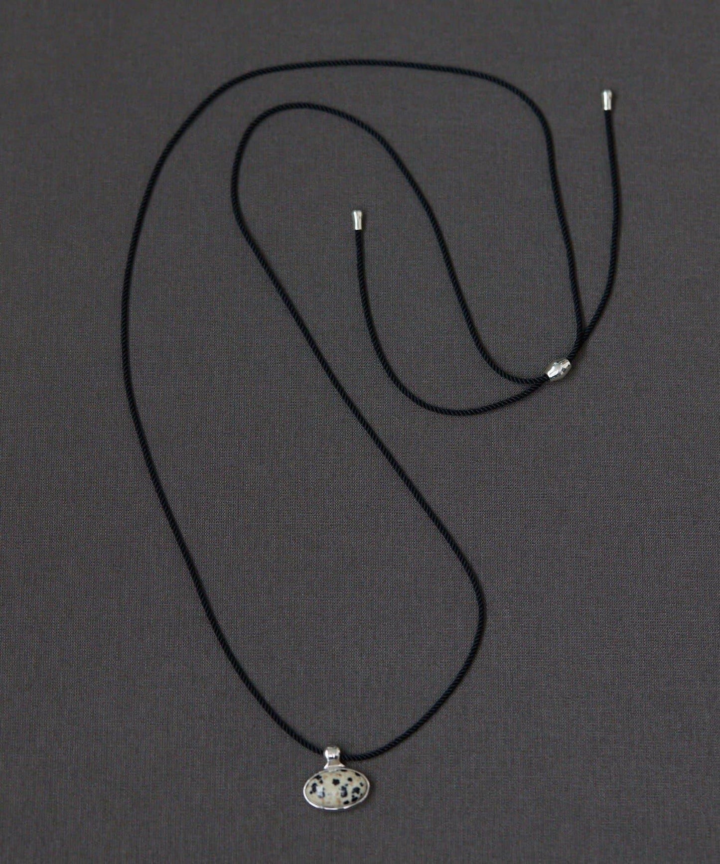 《インフルエンサーuchida企畫/スターリングシルバー》橢圓形寶石項鍊