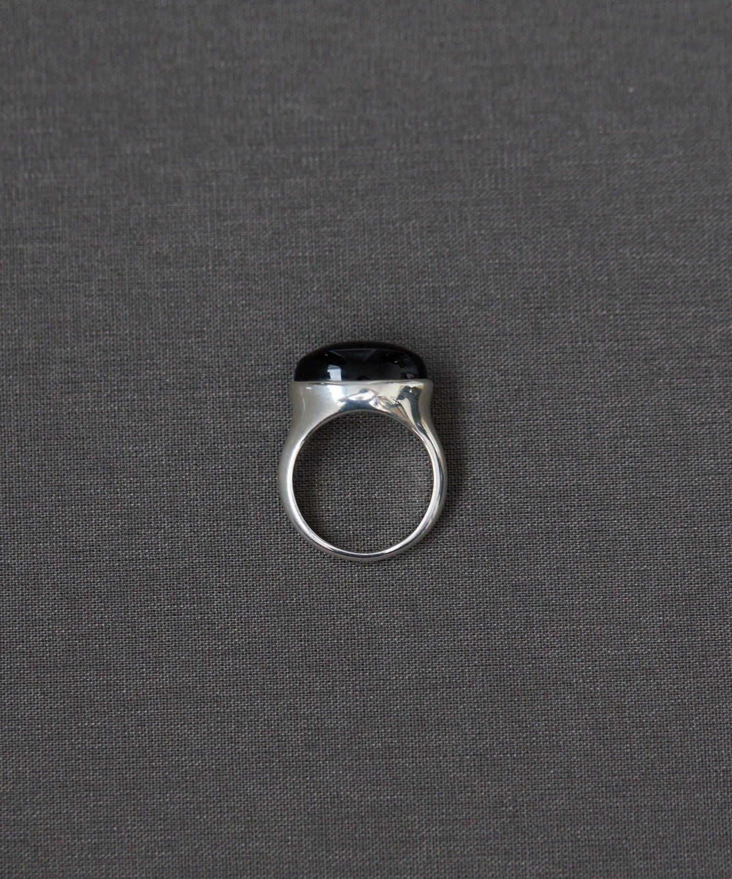 《インフルエンサーuchida企畫/スターリングシルバー》橢圓形寶石純銀戒指