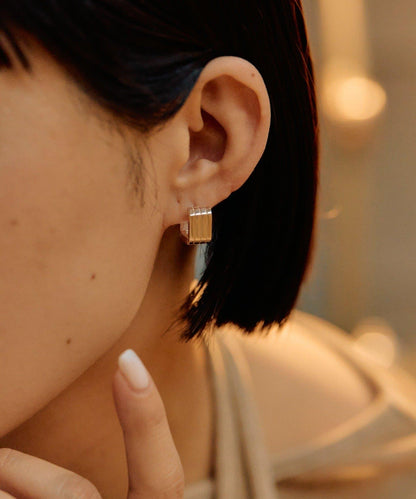 《インフルエンサーuchida企畫/スターリングシルバー》方形圈耳環