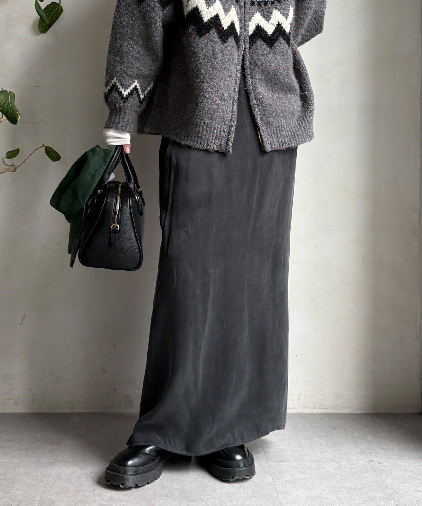 緞面直筒半身裙