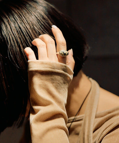 《インフルエンサーuchida企畫/スターリングシルバー》橢圓形寶石純銀戒指