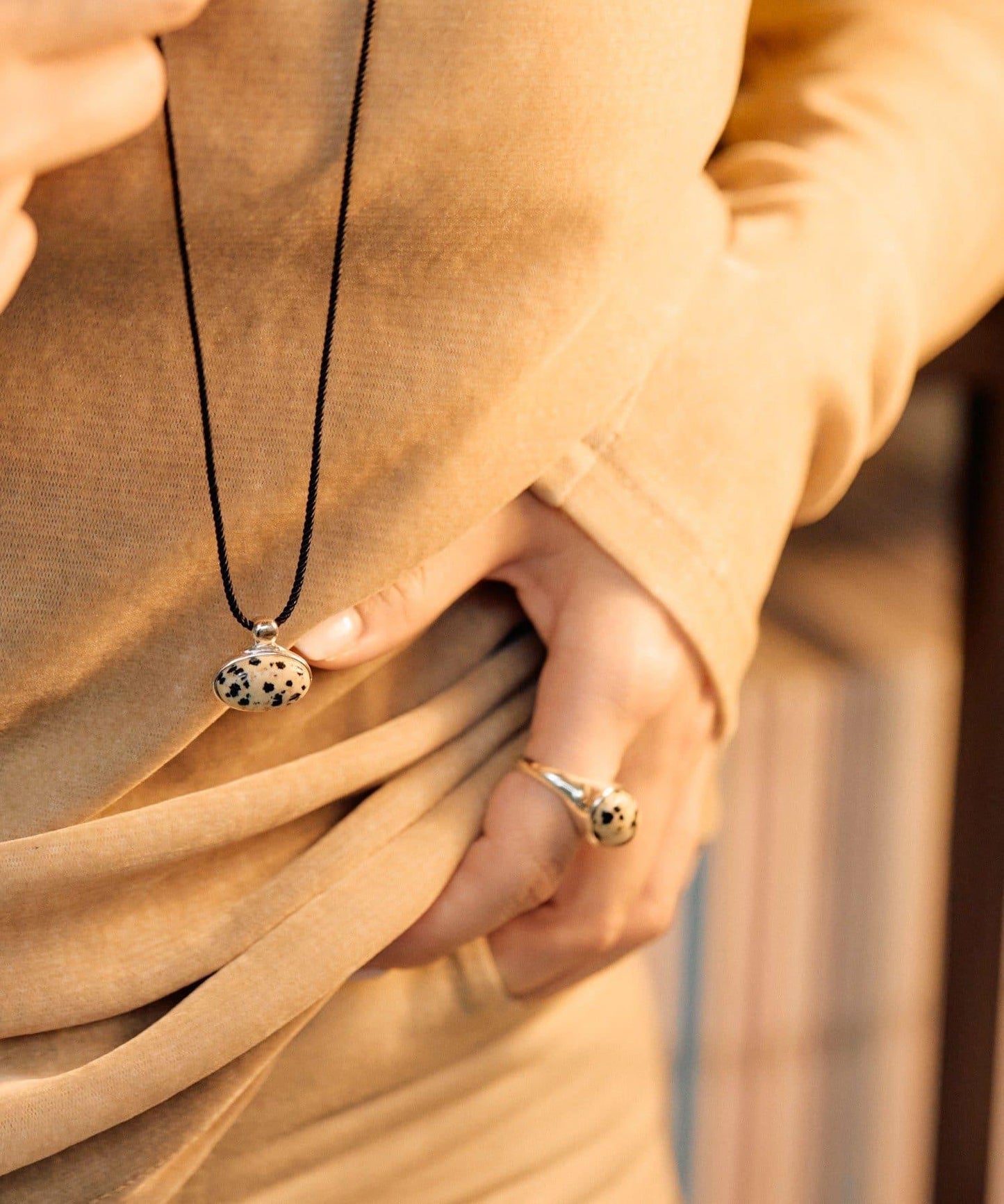 《インフルエンサーuchida企畫/スターリングシルバー》橢圓形寶石項鍊