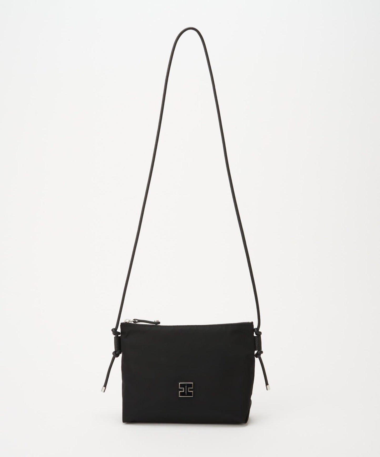 【coming soon】Argo 尼龍/鹿皮小號化妝包