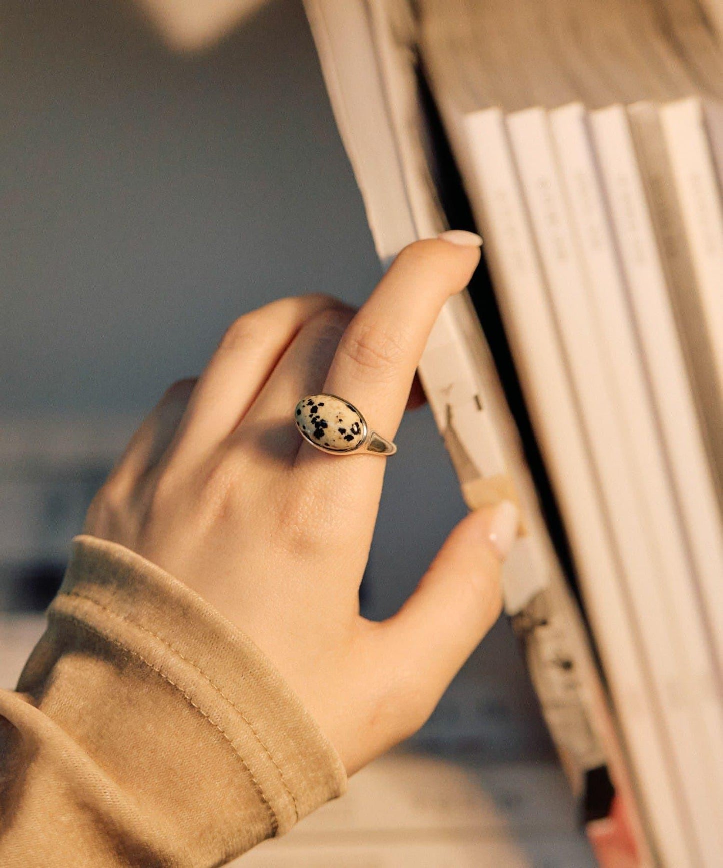 《インフルエンサーuchida企畫/スターリングシルバー》橢圓形寶石純銀戒指