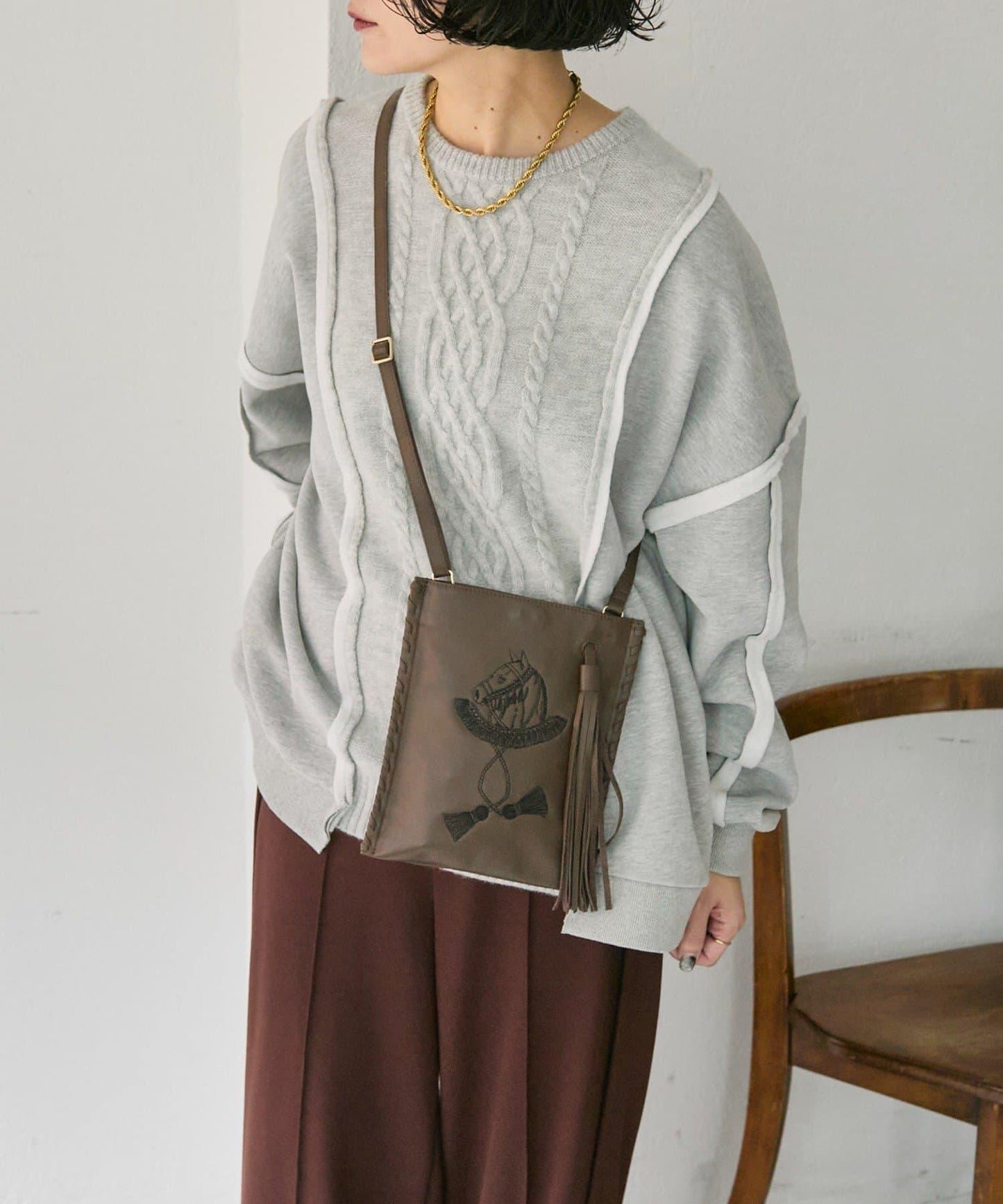 sampo×ear馬蹄形流蘇單肩包《本革/輕量150g》