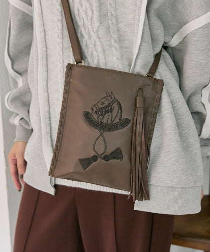 sampo×ear馬蹄形流蘇單肩包《本革/輕量150g》