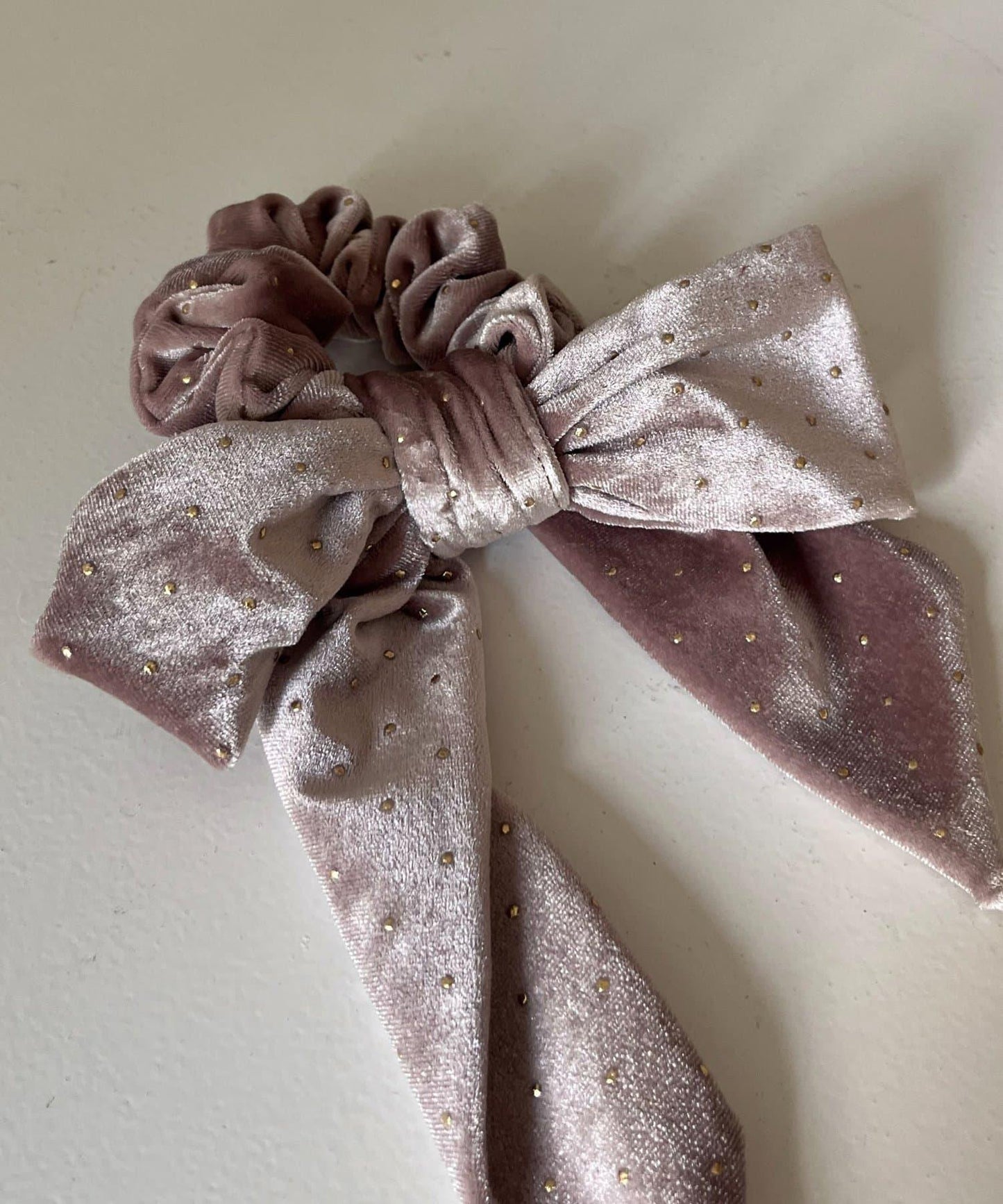 金色波點天鵝絨蝴蝶結髮繩