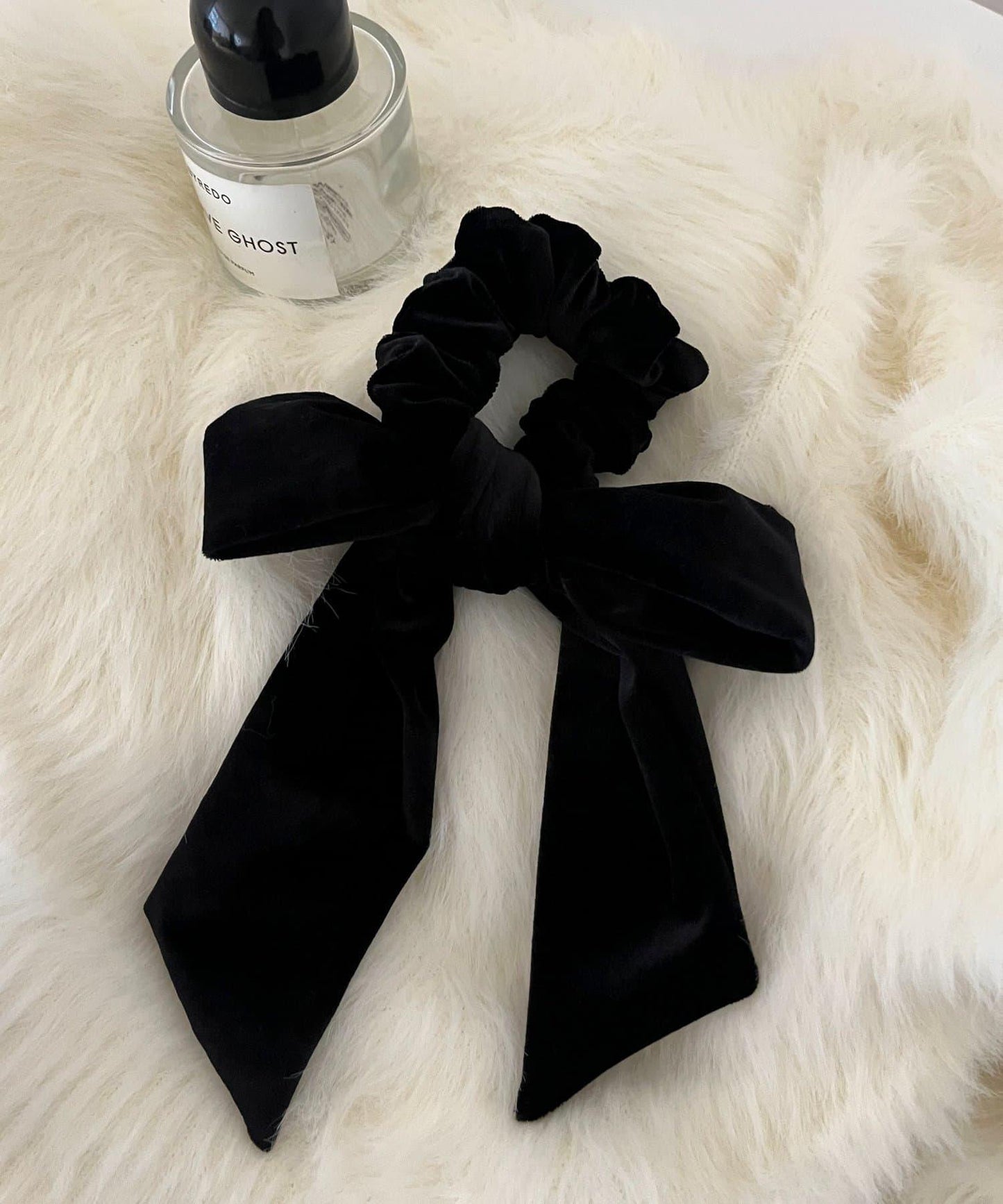 天鵝絨蝴蝶結髮繩